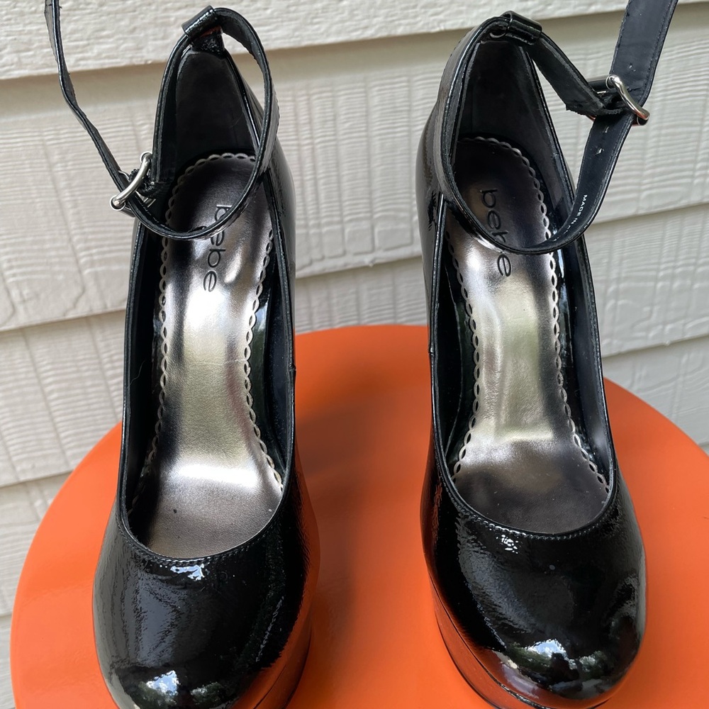 BEBE genuine leather upper Black Patent High Heels with Ankle Strap sz 7